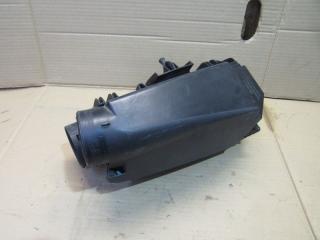 корпус воздушного фильтра Mercedes-Benz C-Класс W204/S204 2008, 1.8 л., бензин, 2710901601