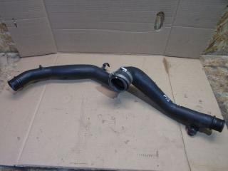 патрубок интеркулера Volkswagen Touareg 1 поколение [рестайлинг] 2008, 3.0 л., дизель, 7L6145792E