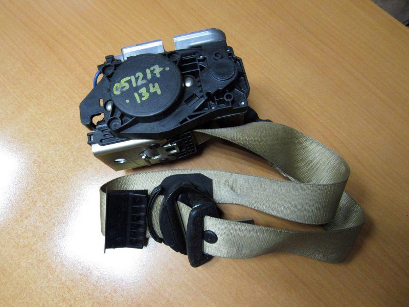 ремень безопасности Mercedes-Benz CLS-Класс C219 2004, 2118605686 - фото №1