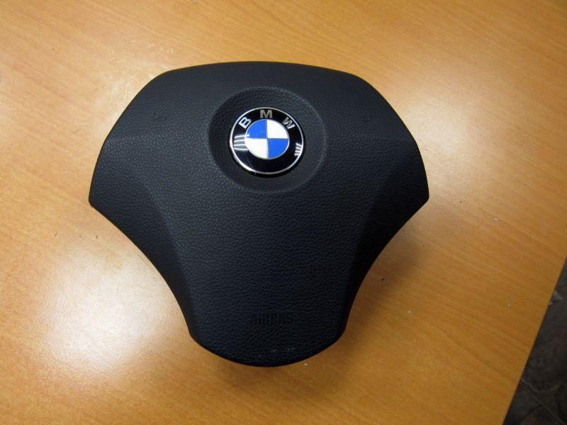 подушка безопасности водителя BMW 5 серия F07/F10/F11 2009 - фото №1