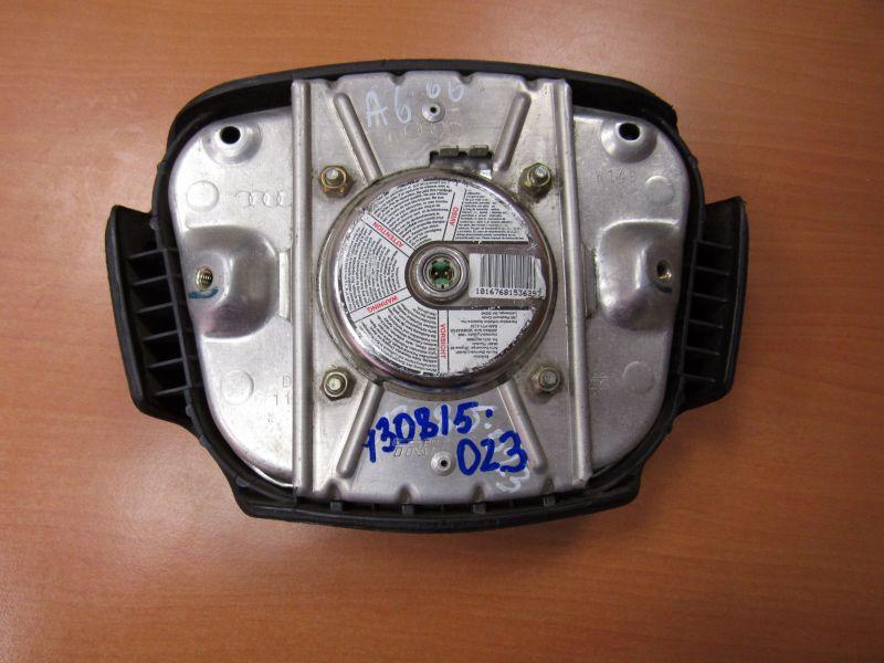 подушка безопасности водителя Audi A6 4B/C5 2000, 4B0880201Q - фото №1