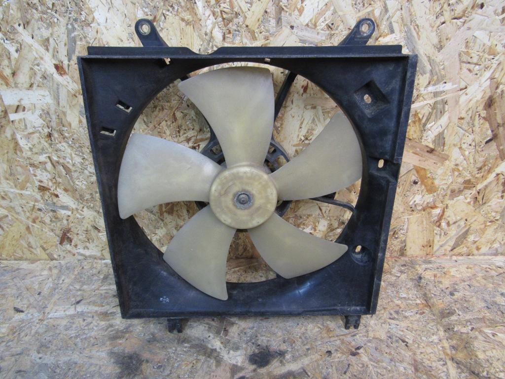 вентилятор радиатора Toyota RAV4 2 поколение (XA20) 2000, 122750-6181 - фото №1