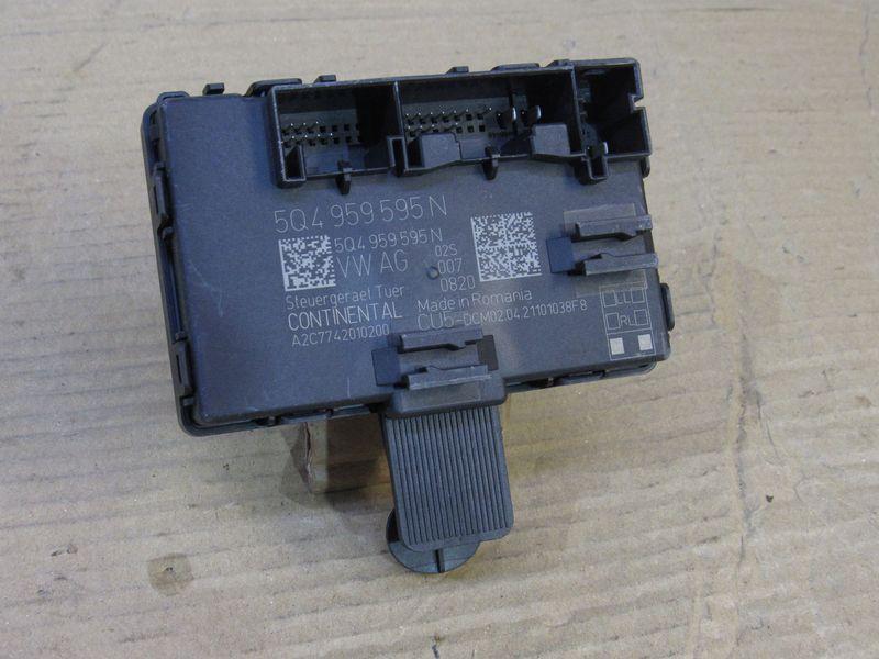 модуль управления двери Skoda Karoq 1 поколение 2019, 1.0 л., бензин, 5Q4959595N - фото №1