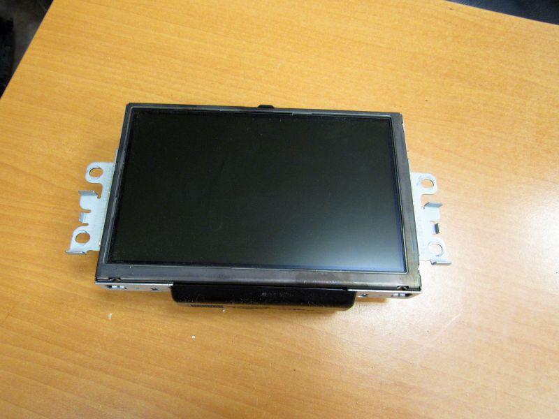 монитор мультимедиа Volvo V40 2 поколение 2012, 31382520 - фото №1