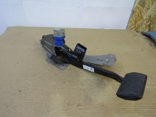 педаль тормоза Ford Kuga 2 поколение [рестайлинг] 2018, 1.5 л., дизель, AV61-2467-GB