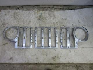 решетка радиатора Jeep Wrangler 4 поколение 2021