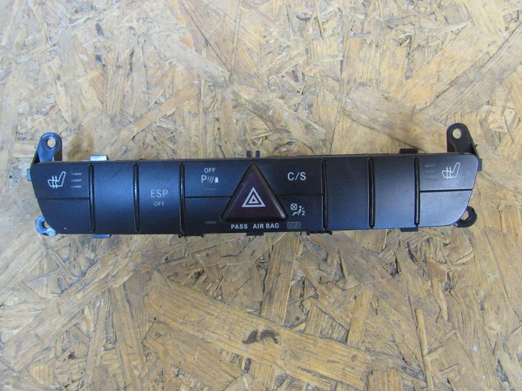 кнопка (выключатель) Mercedes-Benz R-Класс W251 2005, 2518702010 - фото №1