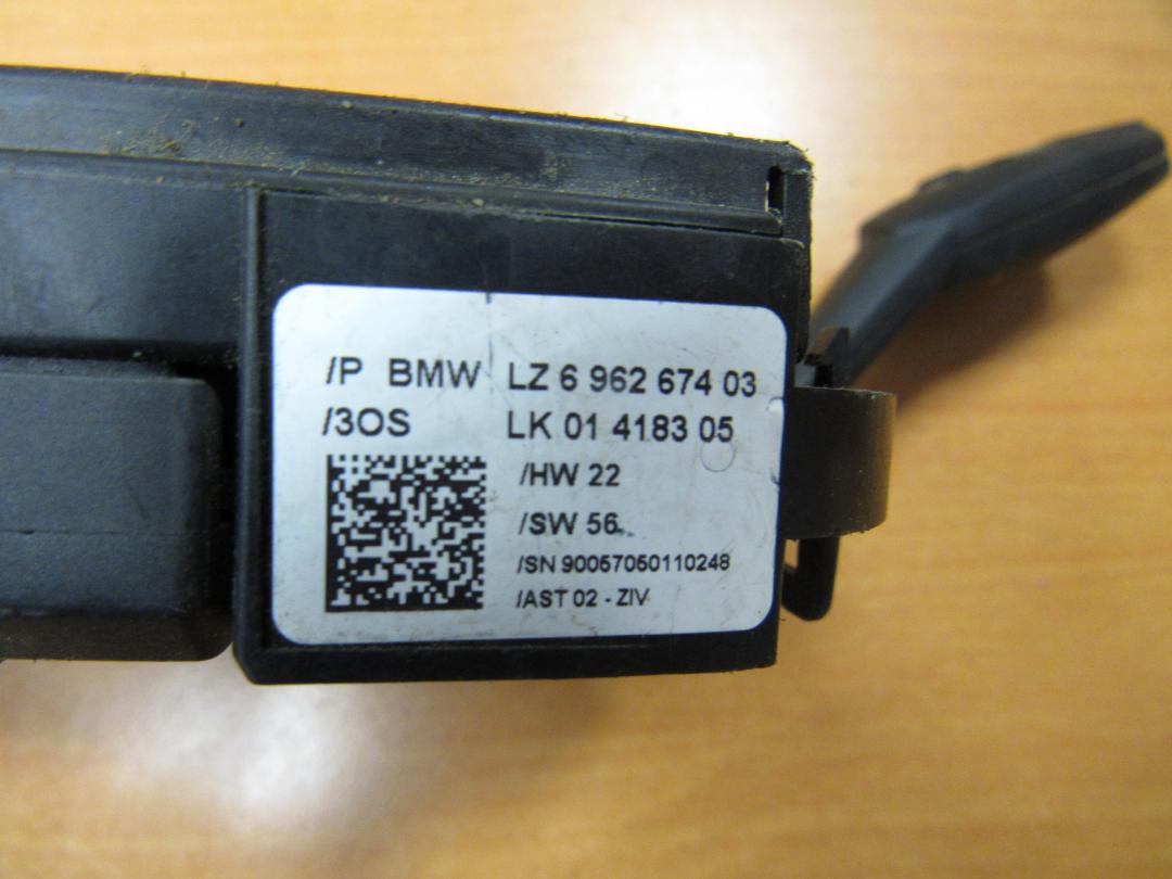 переключатель подрулевой (стрекоза) BMW 3 серия E90/E91/E92/E93 2006, 6962674 - фото №1