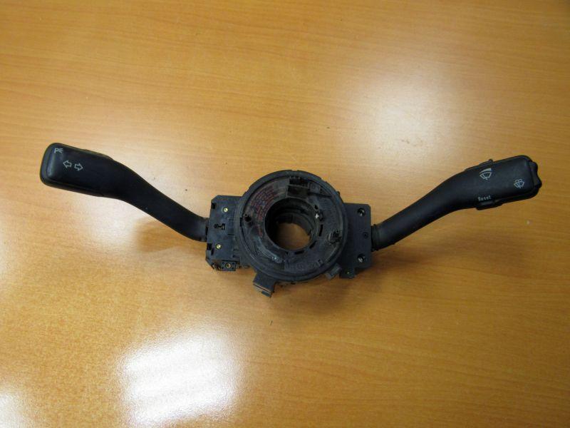 переключатель подрулевой (стрекоза) Audi A6 4B/C5 2000, 8L0953513G - фото №1