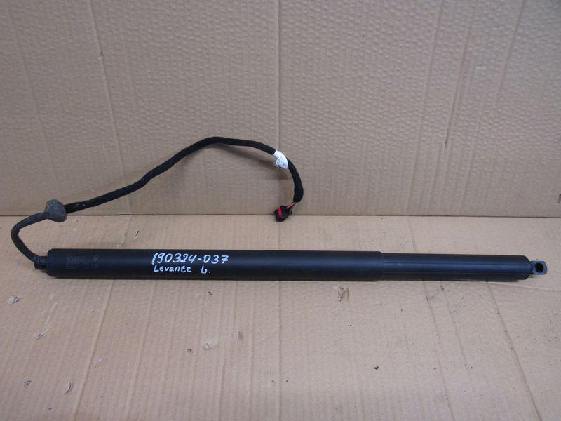 амортизатор крышки багажника (3-5 двери) Maserati Levante 1 поколение 2021, 670034275 - фото №1