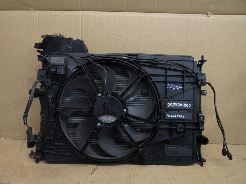 кассета радиаторов Peugeot 5008 2 поколение 2019, 2.0 л., дизель - фото №1