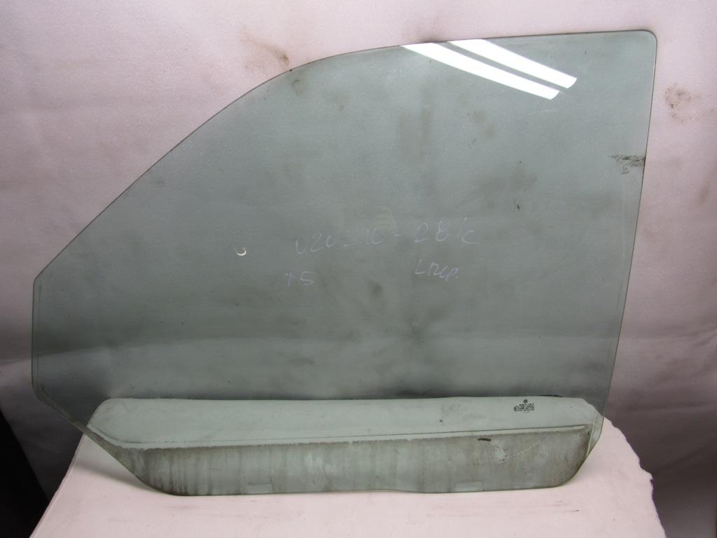 стекло двери передней левой Volkswagen Multivan T5 2003 - фото №1