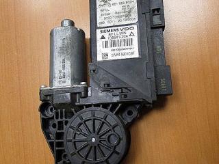 моторчик стеклоподъемника передний правый Audi A4 B7 2007, 8E1959802H