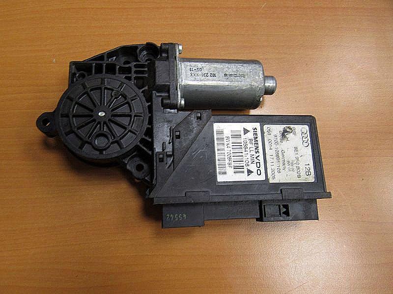 моторчик стеклоподъемника передний правый Audi A4 B7 2007, 8E1959802B - фото №1