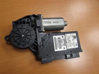 моторчик стеклоподъемника передний правый Audi A4 B7 2007, 8E1959802B