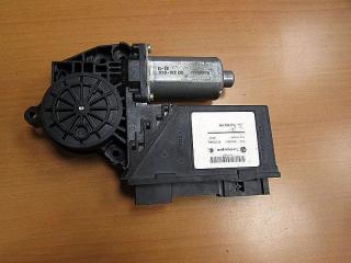 моторчик стеклоподъемника задний правый Volkswagen Touareg 1 поколение 2006, 7L0959794