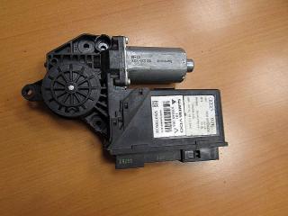 моторчик стеклоподъемника задний правый Audi A4 B7 2007, 8E0959802E