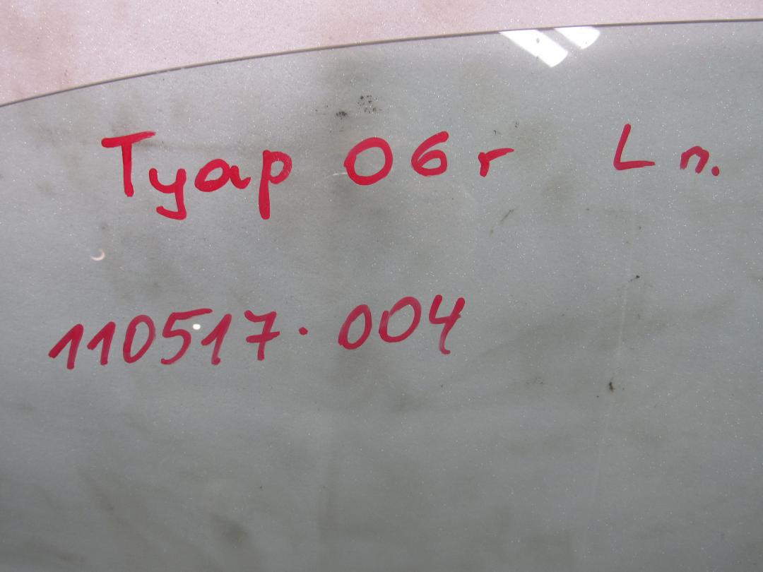 стекло двери передней левой Volkswagen Touareg 1 поколение 2005 - фото №1