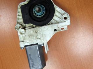 моторчик стеклоподъемника передний правый Audi A6 4F/C6 [рестайлинг] 2010, 8K0959802A
