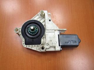 моторчик стеклоподъемника передний правый Audi A4 B8/8K 2010, 8K0959802A