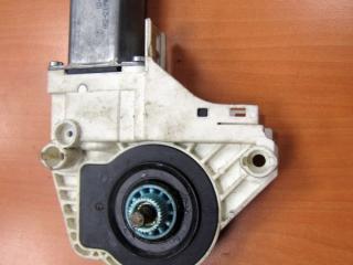 моторчик стеклоподъемника передний левый Audi A6 4F/C6 [рестайлинг] 2010, 8K0959801A