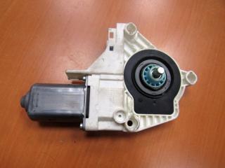 моторчик стеклоподъемника передний левый Audi A4 B8/8K 2010, 8K0959801A