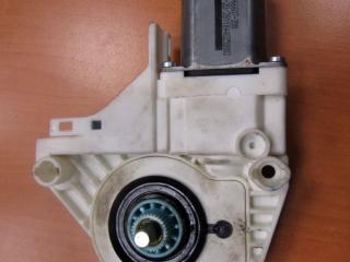 моторчик стеклоподъемника задний правый Audi A6 4F/C6 [рестайлинг] 2010, 8K0959812A