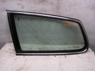 стекло кузовное боковое левое Volkswagen Passat B7 2011, универсал