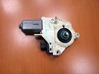 моторчик стеклоподъемника передний правый Audi A6 4F/C6 [рестайлинг] 2008, 4F0959802D