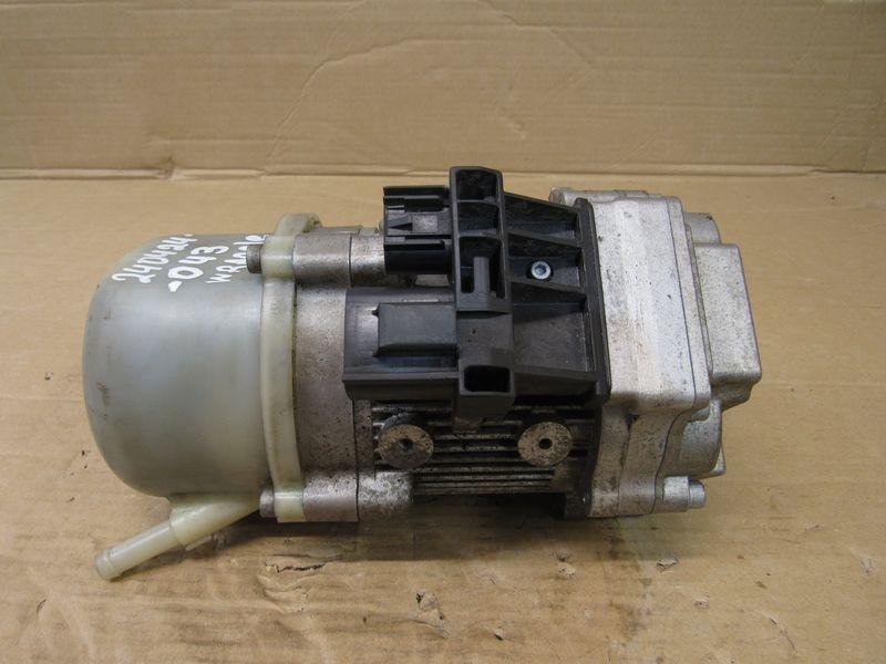 насос гидроусилителя руля Jeep Wrangler 4 поколение 2020, 2.0 л., бензин, 68247931AH - фото №1