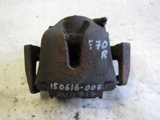 суппорт передний правый BMW X5 E70 2010