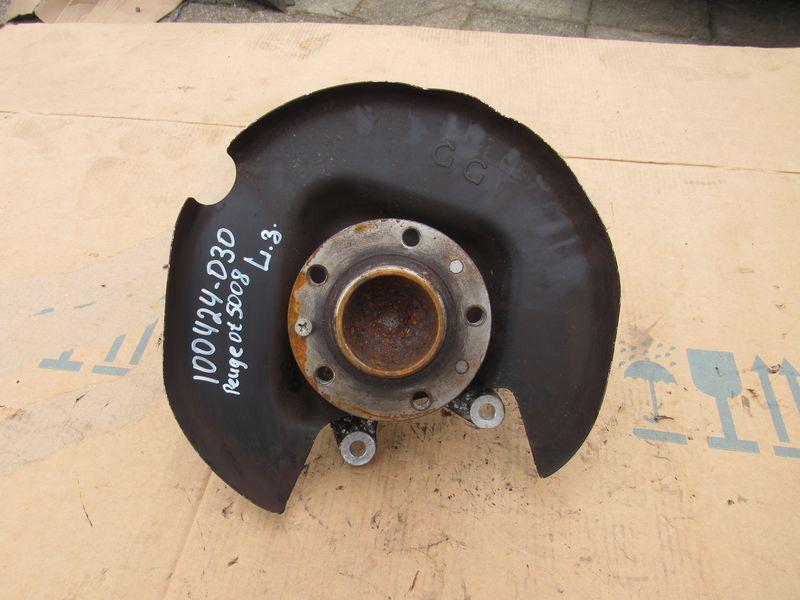 ступица задняя левая Peugeot 5008 2 поколение 2020, 2.0 л., дизель - фото №1