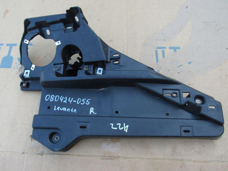 обшивка багажника Maserati Levante 1 поколение 2018, 3.0 л., бензин, 670034584 - фото №1