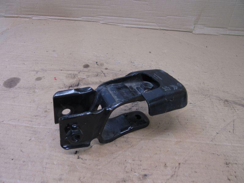 подушка крепления КПП Peugeot 5008 2 поколение 2020, 2.0 л., дизель, 980489068 - фото №1