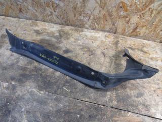 пыльник переднего крыла Audi Q7 4L [рестайлинг] 2012, 4L0821112