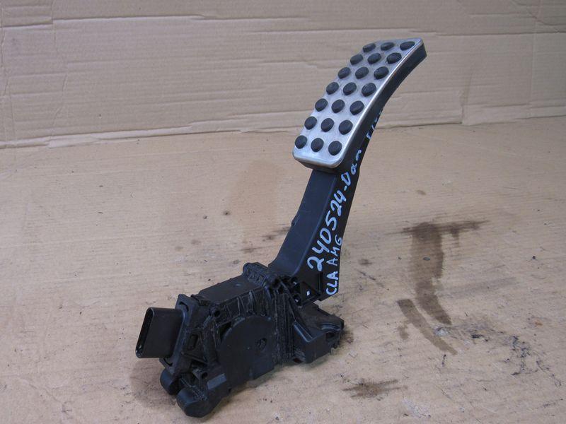 педаль Mercedes-Benz CLA-Класс C118 2020, 1773001900 - фото №1