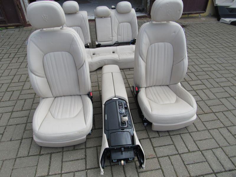 салон (комплект сидений) Maserati Levante 1 поколение 2017, 3.0 л., бензин - фото №1