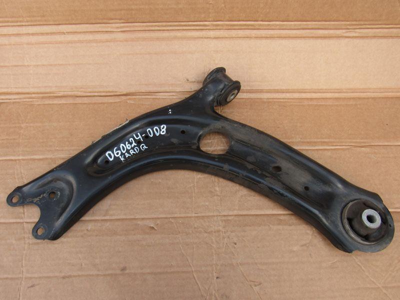 рычаг передний левый Skoda Karoq 1 поколение 2020, 1.0 л., бензин, 3Q0407153D - фото №1