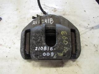 суппорт передний левый BMW 5 серия E60/E61 2005