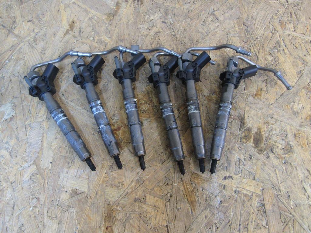 форсунка Mercedes-Benz S-Класс W222/C217/A217 2015, 3.0 л., OM 642.867, дизель, 6420701187 - фото №1