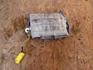 подушка безопасности Volkswagen Multivan T5 2003, 7H0880741