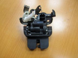 замок багажника Audi A4 B8/8K 2009, универсал, 4F9827505