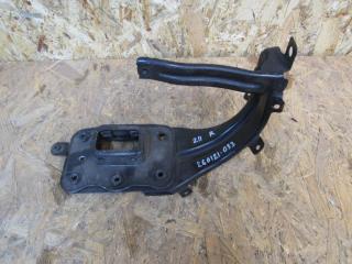 кронштейн радиатора Mercedes-Benz C-Класс W203/S203/CL203 2000