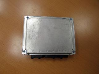 блок управления двигателем Audi A6 4A/C4 1996, 4D0907551B