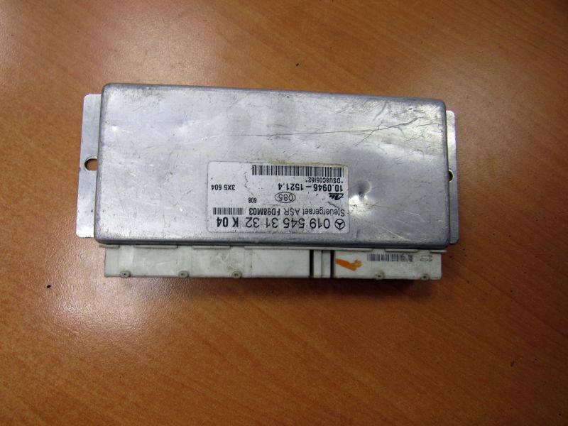 Блок управления ABS/ESP Mercedes-Benz C-Класс W202/S202 1996, 0195453132 - фото №1