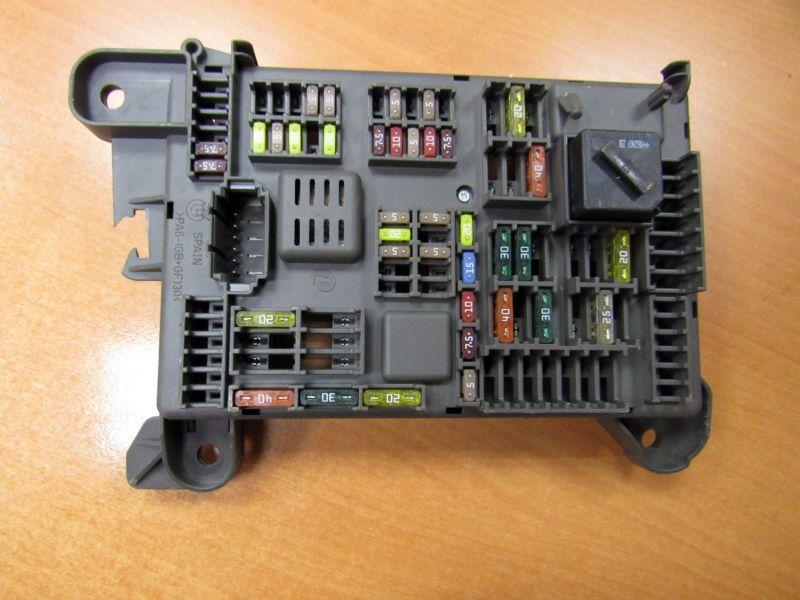 блок предохранителей BMW X5 E70 2006, 518954020A - фото №1