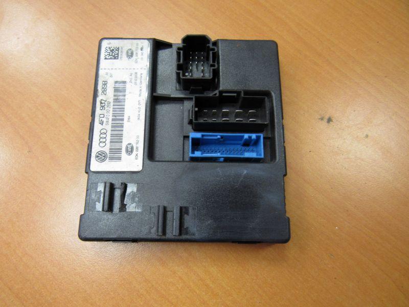 блок комфорта Audi A6 4F/C6 2005, 4F0907289B - фото №1