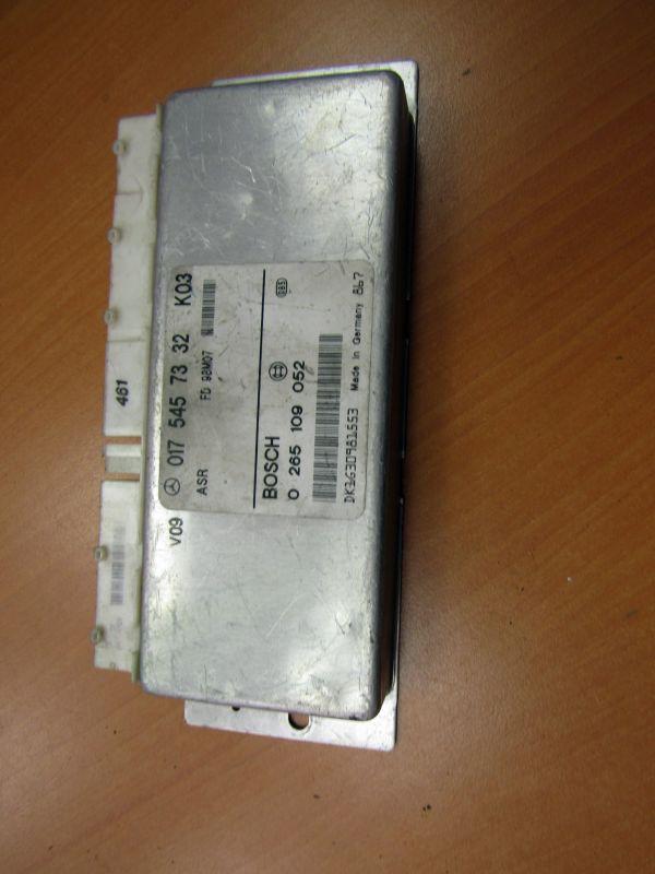 Блок управления ABS/ESP Mercedes-Benz E-Класс W210/S210 1998, 0175457332 - фото №1