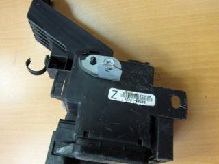 блок предохранителей Toyota Land Cruiser J200 2009, 82731-60250