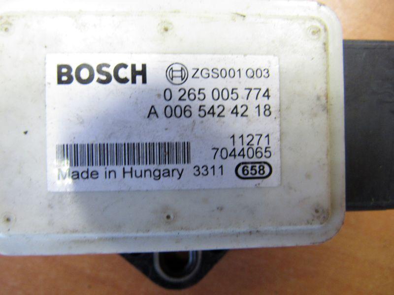 датчик ускорения Mercedes-Benz G-Класс W463 1990, 0065424218 - фото №1